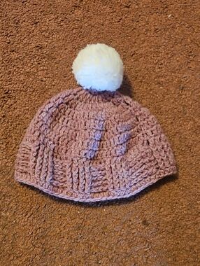 Kids Mauve Knit Pom-Pom Beanie